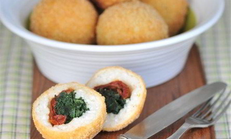 Рецепт аранчинь с вялеными томатами и шпинатом