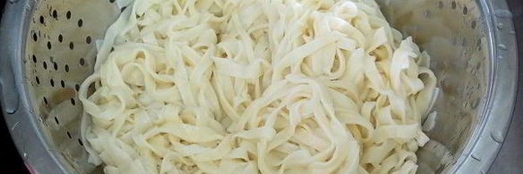 домашняя лапша двух видов