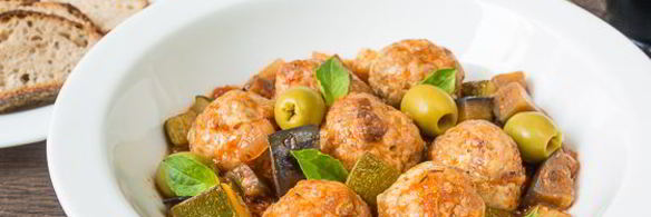 фрикадельки из индейки с овощами