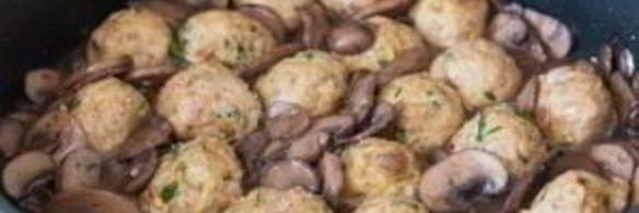 фрикадельки из индейки в грибном соусе