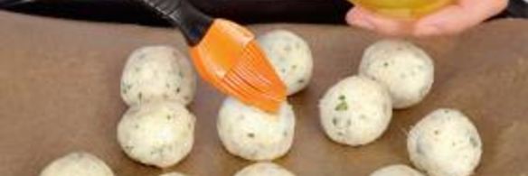 фрикадельки из трески с йогуртовым соусом