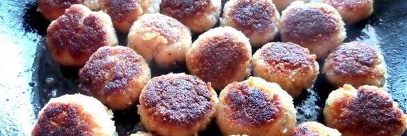 фрикадельки с гречкой