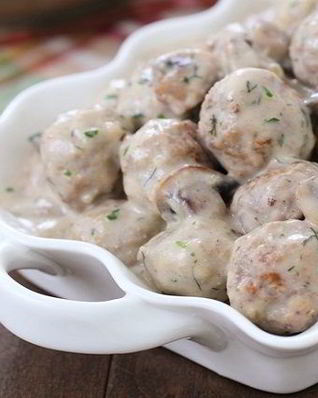 Фрикадельки в соусе