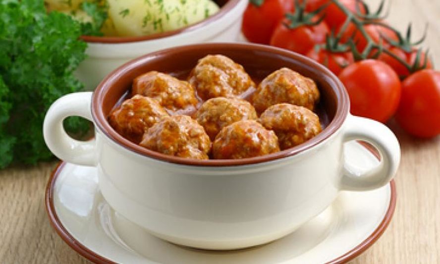 Рецепт мясных фрикаделек в томатном соусе