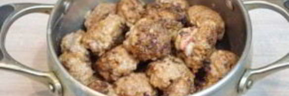 острые фрикадельки в томатном соусе