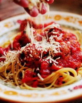 Спагетти с фрикадельками