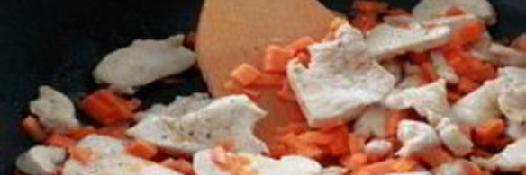 чечевица с мясом в горшочке