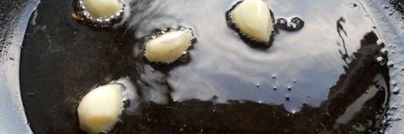 чесночный картофель с петрушкой