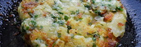 чесночный картофель с петрушкой