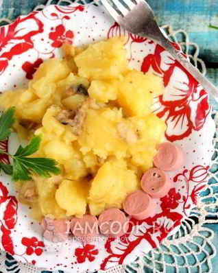 Картофель с вешенками в мультиварке