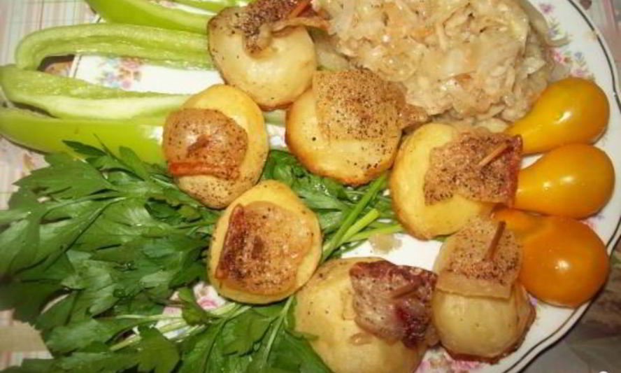Рецепт картофеля в духовке с салом