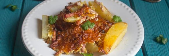 картошка с ветчиной и сыром в духовке