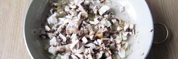 печеный картофель с грибами и сметаной