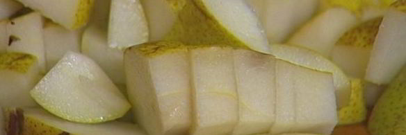 пюре из запеченных яблок, груш и голубики