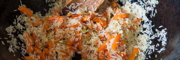 рассыпчатый рис с овощами