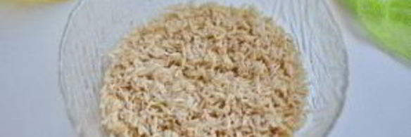 рис с куриными колбасками