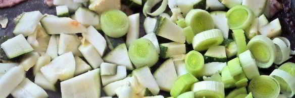 рис с овощами и ветчиной