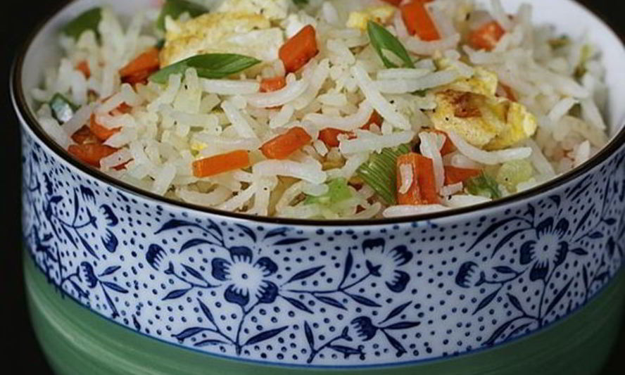 Рецепт риса с овощами и яйцом
