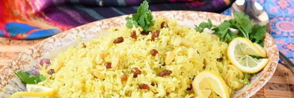 восточный рис с кокосовым молоком, изюмом и кешью