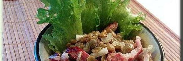 зеленая чечевица с копченостями