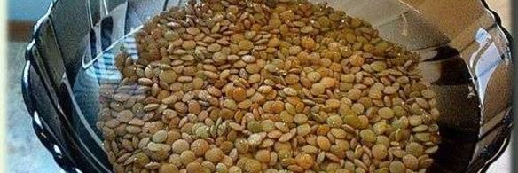 зеленая чечевица с копченостями