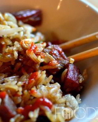 Жареный рис со свининой, китайская классика
