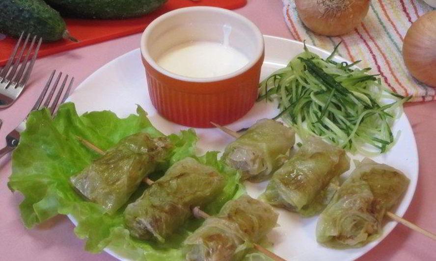 Рецепт мини-голубцов на шпажках