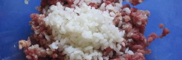 мини-голубцы на шпажках