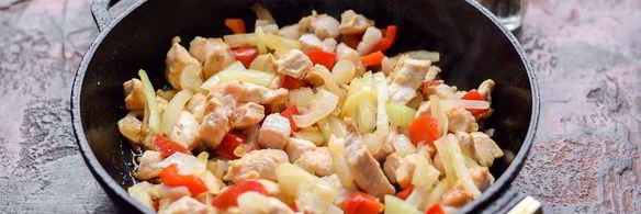 гречневая лапша с курицей и овощами