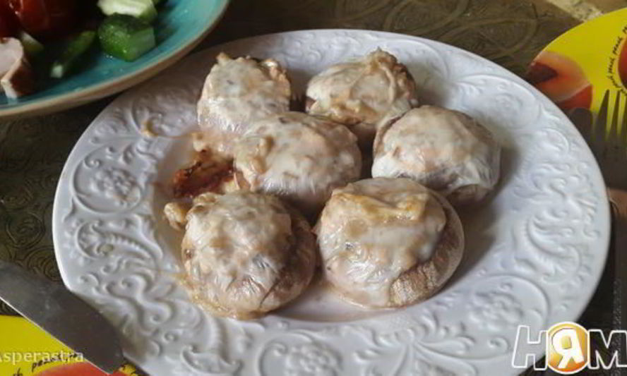 Рецепт фаршированных шампиньонов с рыбной начинкой