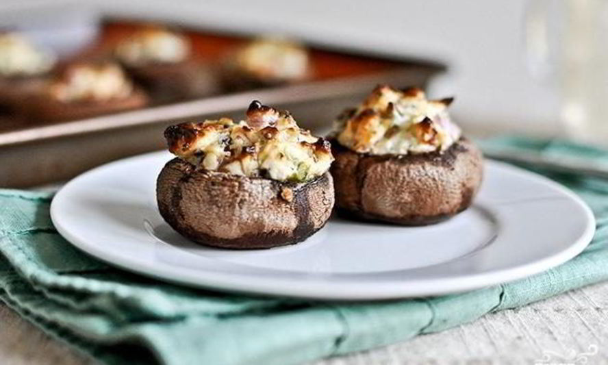 Рецепт грибы, фаршированные сливочным сыром, пепперони и перцем