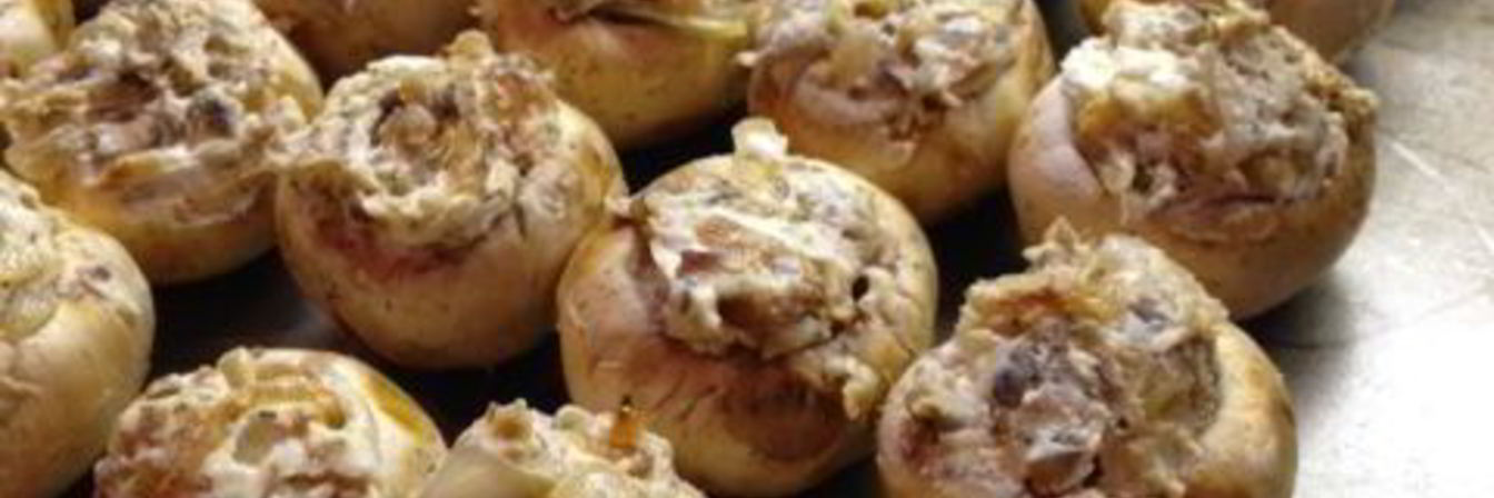 Грибы фаршированные в духовке