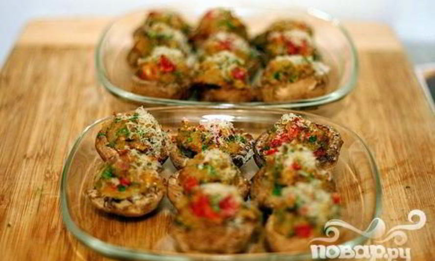 Рецепт грибов, фаршированных вялеными помидорами