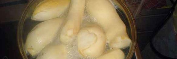 грибы обжаренные под соусом с гарниром