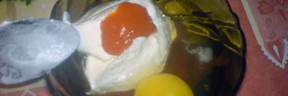 грибы обжаренные под соусом с гарниром