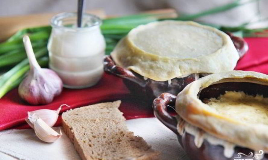 Рецепт грибов в горшочке со сметаной