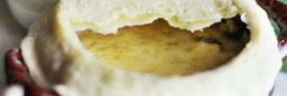 грибы в горшочке со сметаной