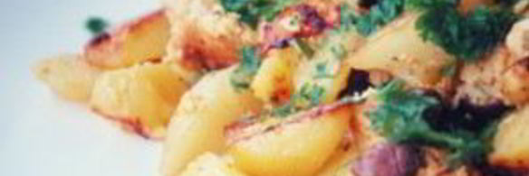 лисички, запеченные в сметане с картофелем