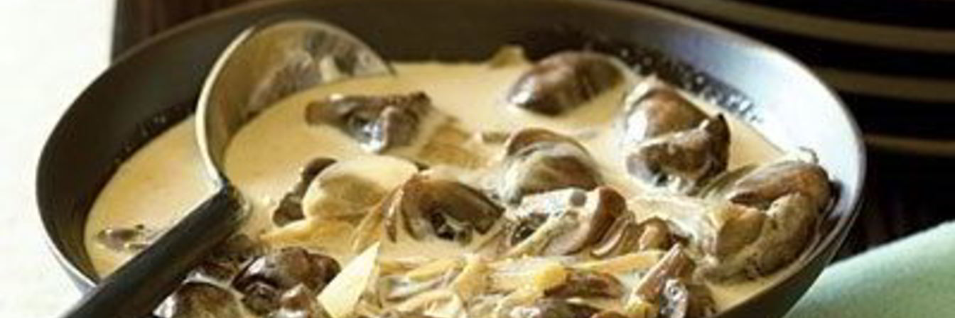 Опята жареные со сметаной