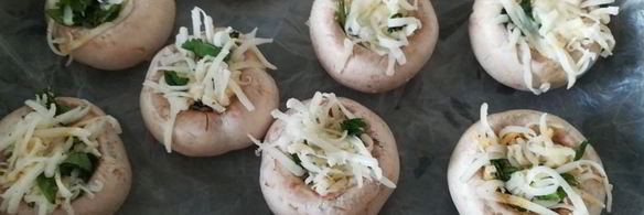 шампиньоны, фаршированные моцареллой