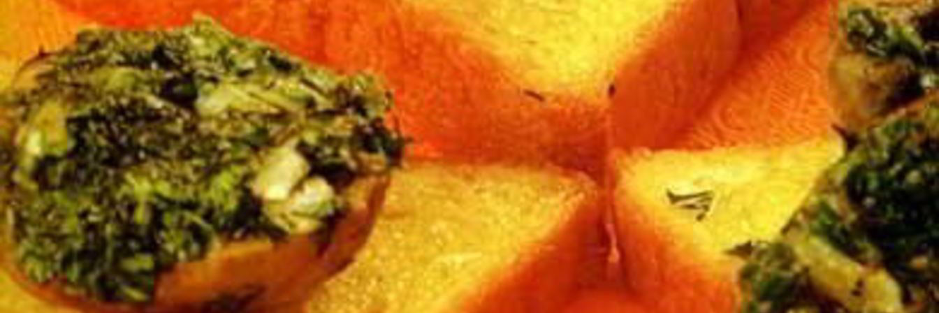 Шампиньоны с зеленым маслом