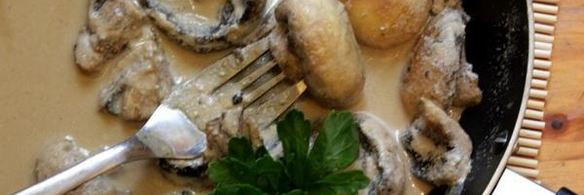 шампиньоны в сметанно-соевом соусе