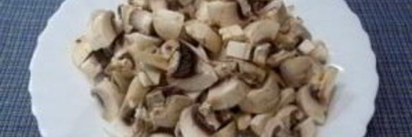 жареные грибы с баклажанами