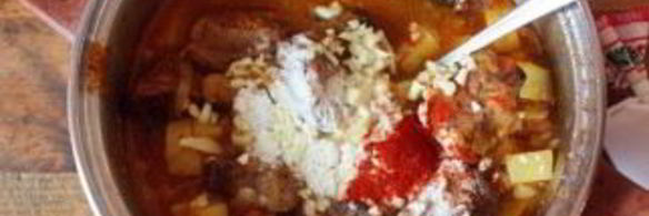 говяжий гуляш