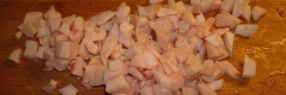 гуляш из красной фасоли и курицы