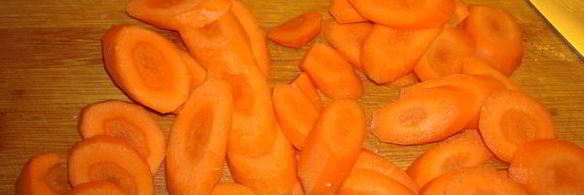 гуляш из красной фасоли и курицы