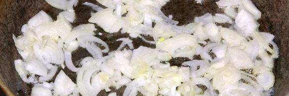 гуляш из свинины с красным вином