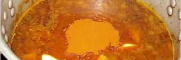 гуляш на вине, с картофелем и чипетками