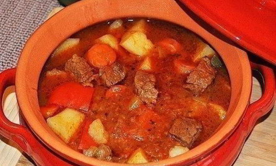 Рецепт гуляша с овощами на пиве