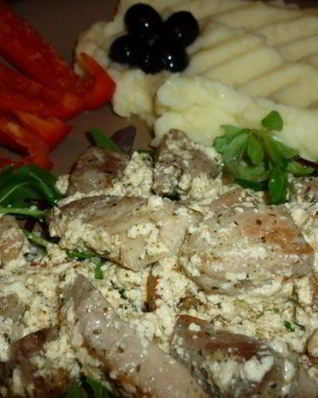 Гуляш в сливочном соусе